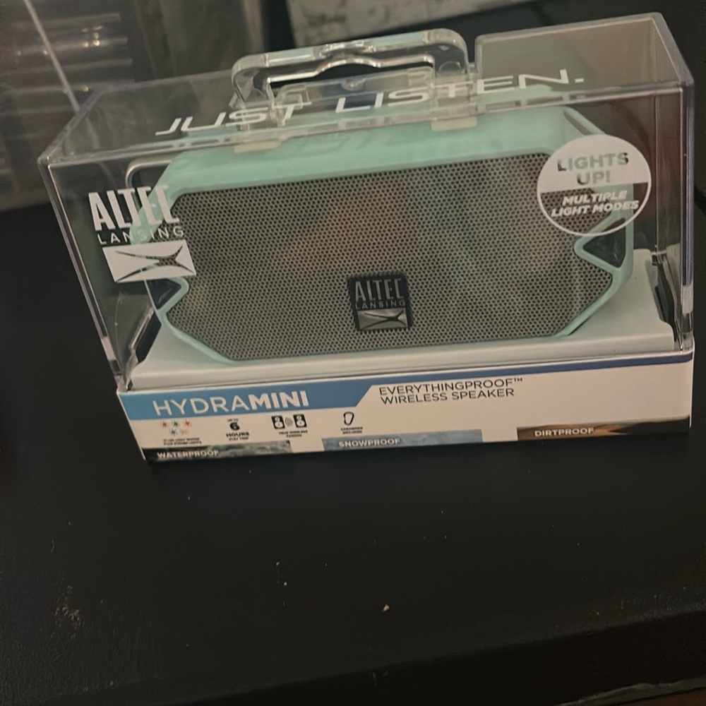 Altel Lansing hydra mini speaker